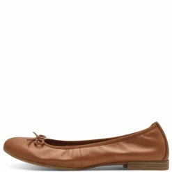 Alena Ballerinasko, Nut, 42