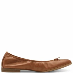 Alena Ballerinasko, Nut, 42