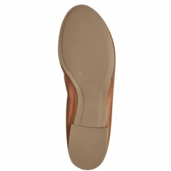 Alena Ballerinasko, Nut, 42