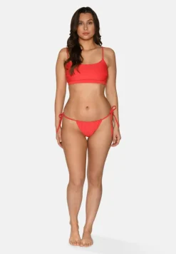 Barbara Bikinitrusser, Bittersweet, M