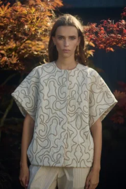 Becca Vest, Bleached Sand, 1