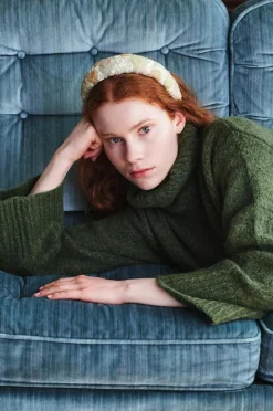 Carna Wide Beaded Hårbøjle, Birch White