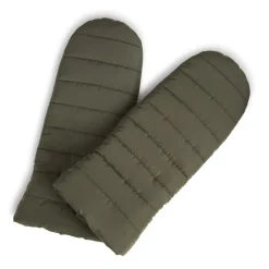 Celina Luffe, Olive, L