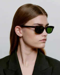 Charlie Solbriller, Demi Tortoise