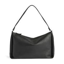 Claudia Taske, Black