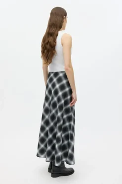 Enlin Nederdel, Navy Check, 38