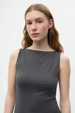 Enscorpion Kjole, Asphalt, L