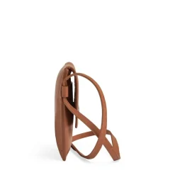 Everly Charm, Cognac