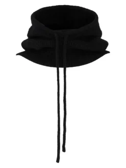 Filisa Halsedisse, Sort