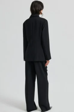 Fique Fitted Blazer, Black, L