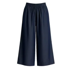 Hannah Bukser, Dark Blue, L