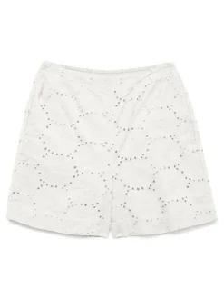 Hay New Shorts, Snow White, L
