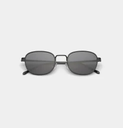 Hello Solbriller, Black