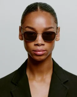 Hello Solbriller, Matte Brown