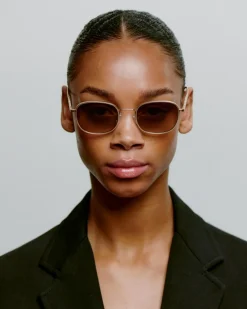 Hello Solbriller, Matte Gold