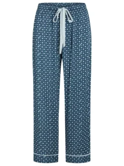 Janet Pyjamasbukser, Stellar AOP, L