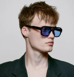 Kaya Solbriller, Demi Tortoise (Blue Lens)