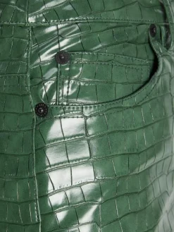 Kenya Bukser, Black Forest, S