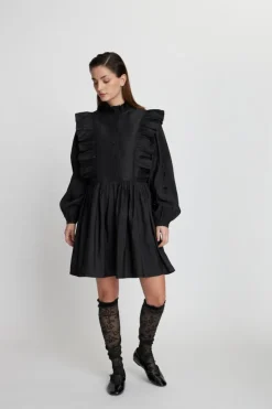 Kort Flæsekjole, Black, 34