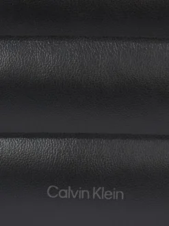 Line Quilt Crossbody Taske, Black