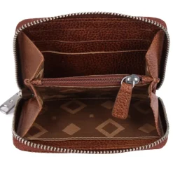 Louisa Pung, Caramel