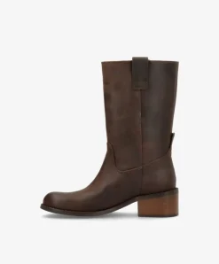 Martina Støvler, Chocolate, 42