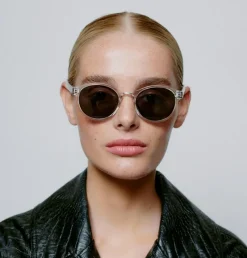 Marvin Solbriller, Crystal