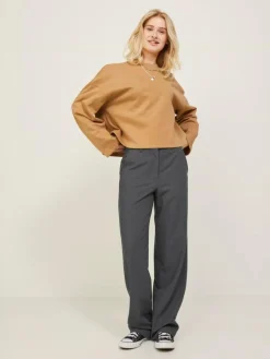 Mary Bukser, Asphalt, W29/L30