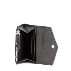 Megan Pung, Black Grain