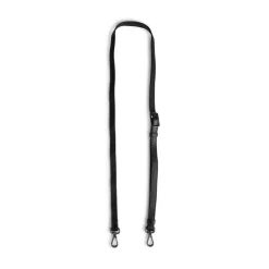 Molly Læderstrop, Black