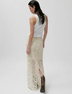 2ND Austina Nederdel, Tofu, 42