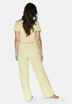 Nicola Natbukser, Hay, M