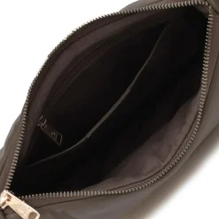 Nora Skuldertaske, Smoke