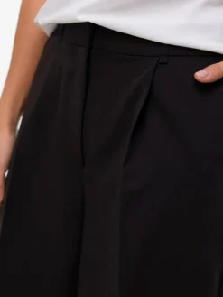 Passi Shorts, Black, XL