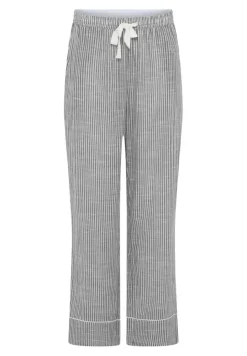 Pia Natbukser, Pavement Stripe, M