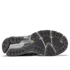 1906R Sneakers, Light Silver Metallic/Alkaline Green, 44.5