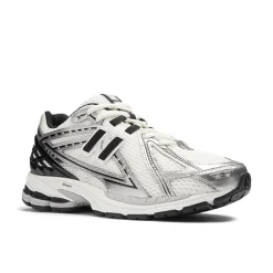 1906R Sneakers, Silver Metallic/Black, 43