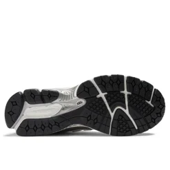 1906R Sneakers, Silver Metallic/Black, 43