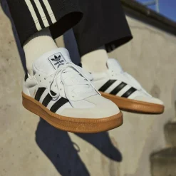 Samba XLG Sneakers, White/Core Black/Gum3, 38