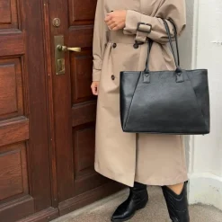 Saya Arbejdstaske, Black