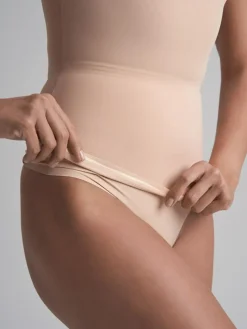 Sculpting Singlet Top, Beige, XXL