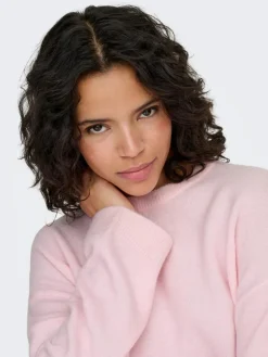 Simoni Striktrøje, Potpourri, M