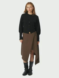 Tarko Nederdel, Dusty Brown, 38