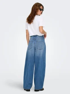 Taylor Barrel Jeans, Medium Blue Denim, M/L30