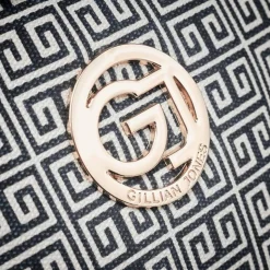 The Weekender Makeuppung, White Signature