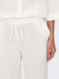 Theis Bukser, Cloud Dancer, M