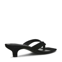 Tracie Sandaler, Black, 42