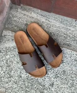 Triton Sandaler, Dark Tan, 42