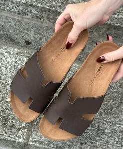 Triton Sandaler, Dark Tan, 42