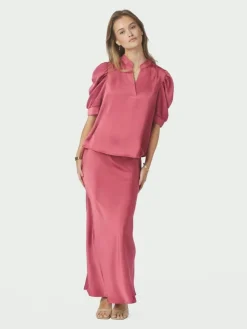 Vicky Heavy Sateen Nederdel, Cherry Pink, 42